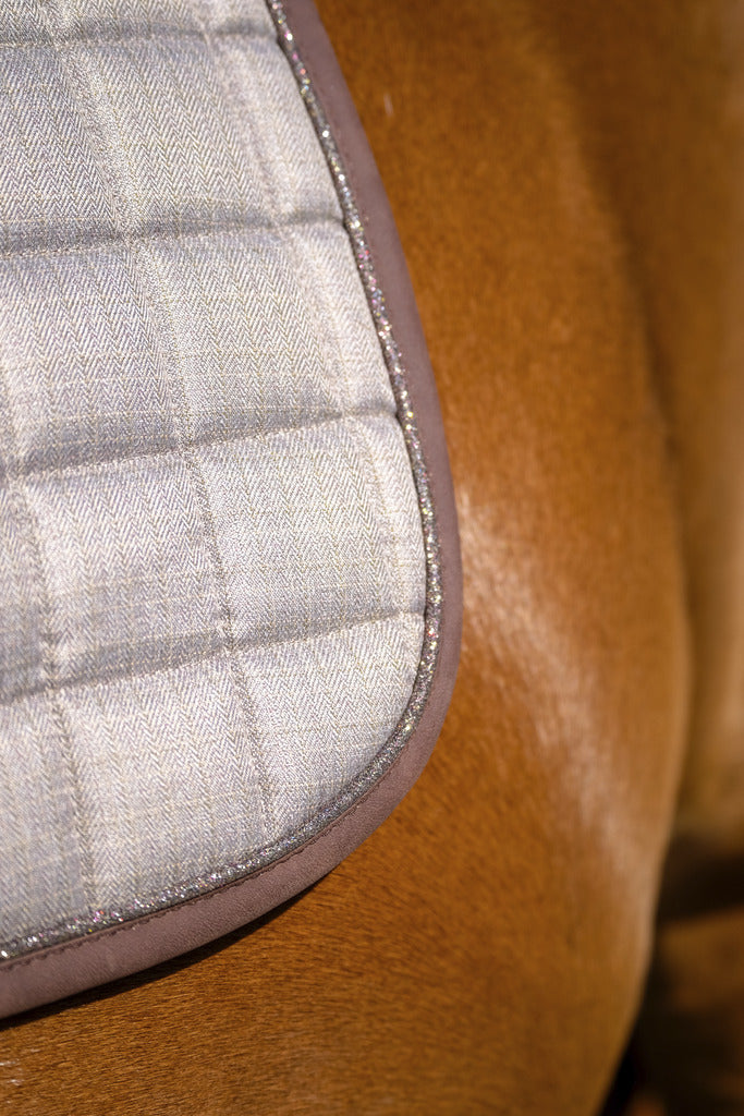 Tapis de selle EQUITHÈME - CHIC