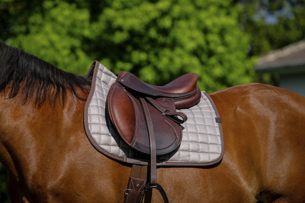 Tapis de selle EQUITHÈME - CHIC